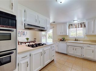 10455 Bonneville St, Riverside, CA 92505