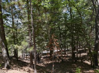 26638 Thunderbird Dr, Lake Arrowhead, CA 92352