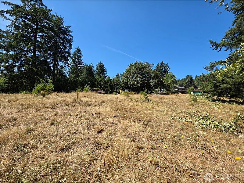 4th image of 349 xx 216th Avenue SE