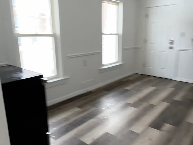 28 Notre Dame Ave #1 — Photo 39