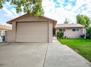 51 Garden Dr, Bakersfield, CA 93307