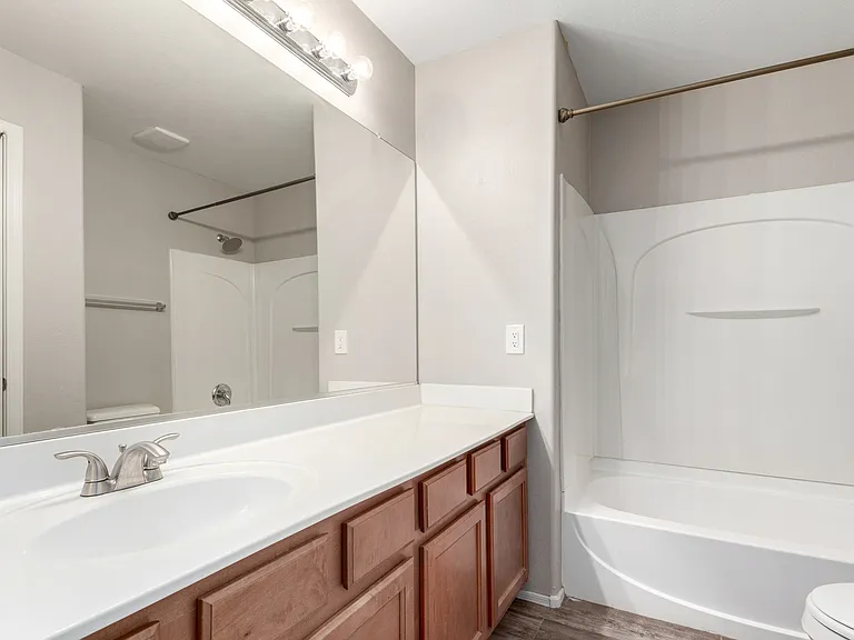 4509 E Loma Vista St — Photo 24
