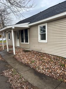 300 Georgia Dr, Lapeer, MI, 48446