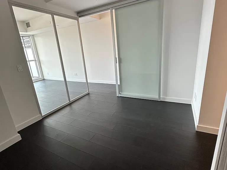 75 Billes Hts #640 — Photo 8
