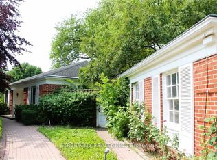 1517 Gloucester Rd, London, ON N6G 2S5