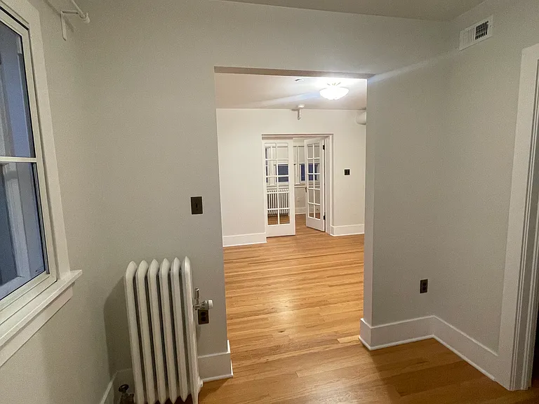 900 S College Ave #6 — Photo 9