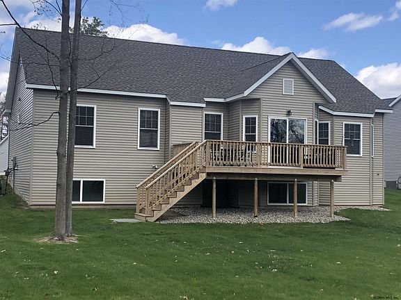 4th image of 12 Woodfield Ct