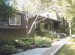 5090 Iroquois Blvd, Clarkston, MI 48348