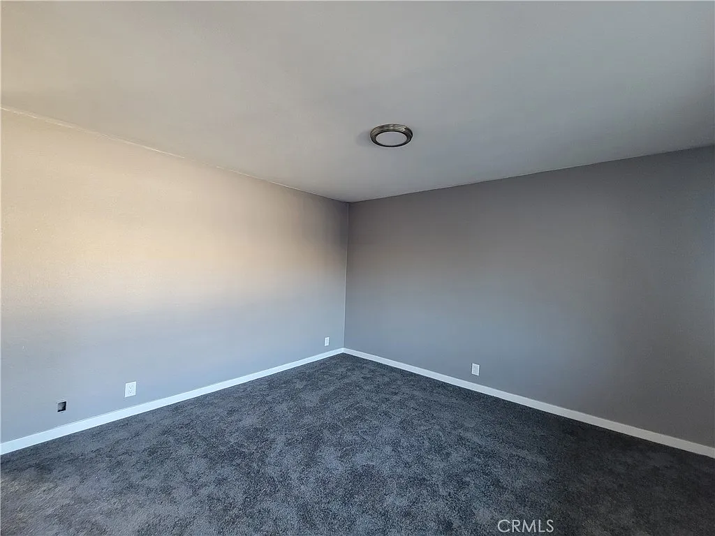 2 bed, 750 sqft, $1,995 — Photo 2