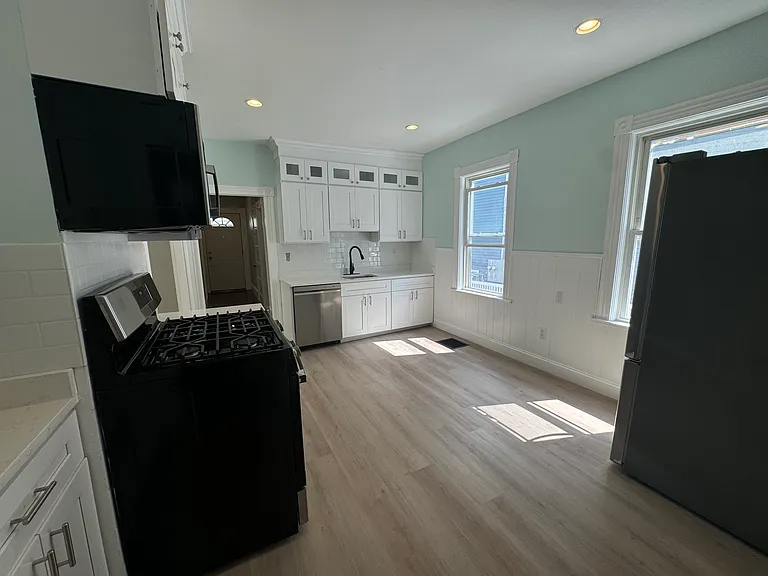 48 Prichard Ave #1 — Photo 6