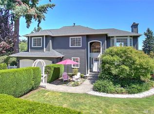 18606 66th Ave NE, Kenmore, WA 98028