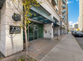 238 Besserer St #807, Ottawa, ON K1N 6B1