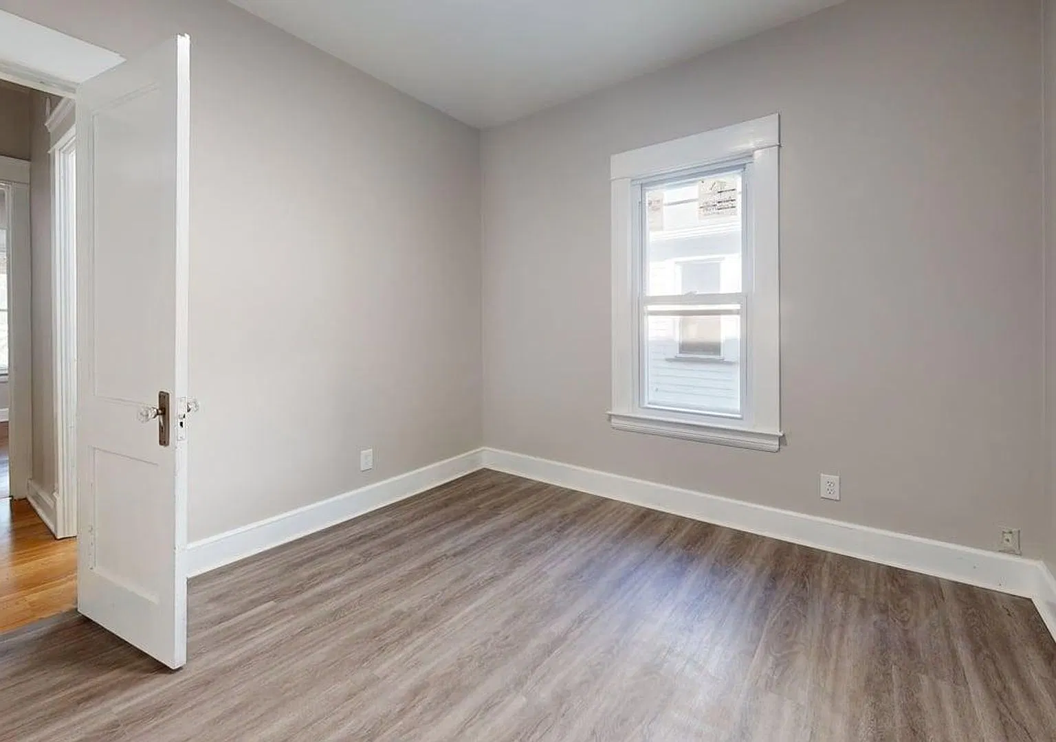 6714 Ottawa Rd, Cleveland, OH 44105 — Photo 3