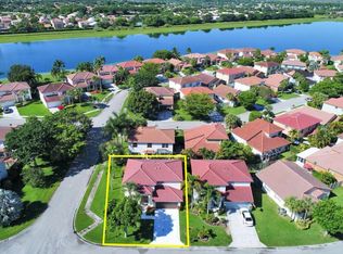 10612 Lake Jasmine Dr, Boca Raton, FL 33498