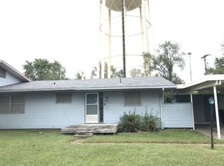 6924 SW Towerview Ln, Topeka, KS 66619