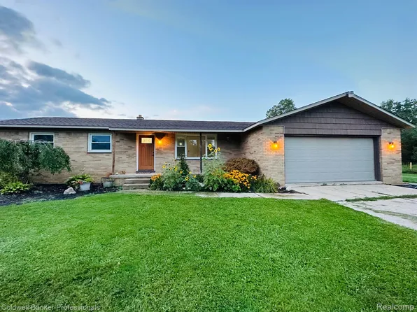 8059 Frances Rd, Otisville, MI 48463