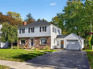 24 Sydenham Rd, Rochester, NY 14609
