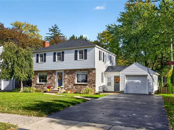 24 Sydenham Rd, Rochester, NY 14609