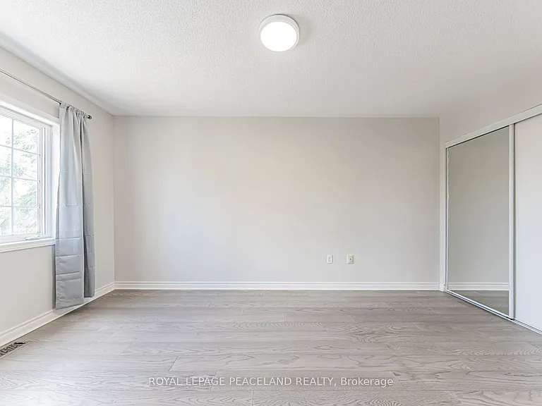152 Flagstone Way — Photo 34