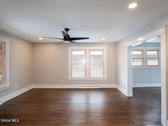 2nd image of 21 Bruen Court