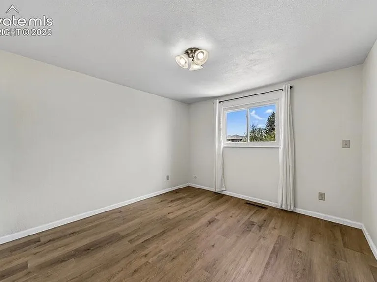 2071 Calle Fontana — Photo 17