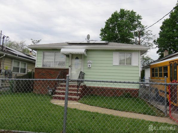 747 Catherine St, Perth Amboy, NJ 08861