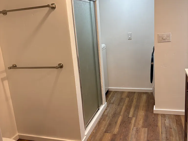 105 Meadow Gate Rd — Photo 3