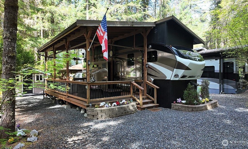 1st image of 246 Schinn Canyon Court