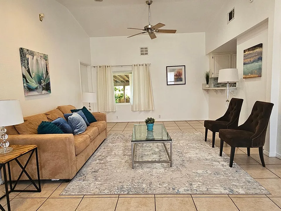 61500 Bandara St