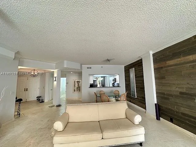 3900 Island Blvd #B303 — Photo 28