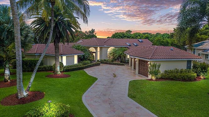 1st image of 12881 Cocoa Pine Dr