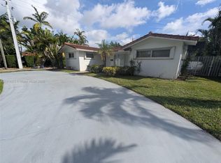 2003 N 45th Ave, Hollywood, FL 33021