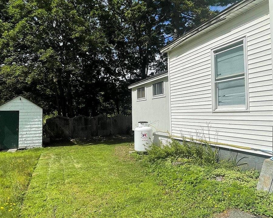 2nd image of 28 Katahdin Ave
