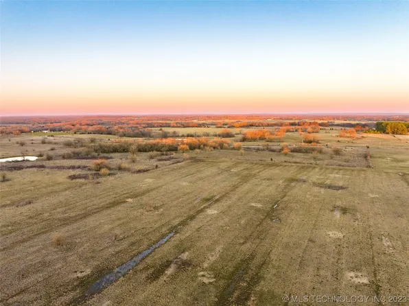 5 E 211th St S, Porter, OK 74454