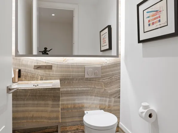 70 Vestry Street image 13 of 13