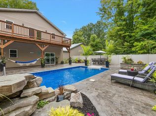 6182 High Rd, Algonac, MI 48001