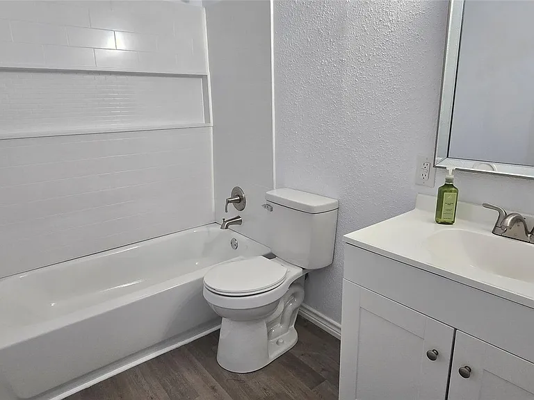 110 Hidden Cir — Photo 13