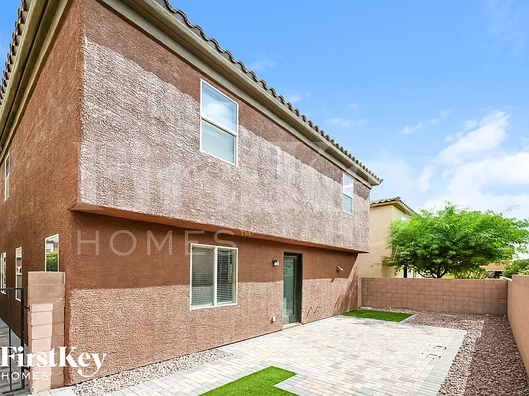 583 Crying Bird Ave — Photo 15
