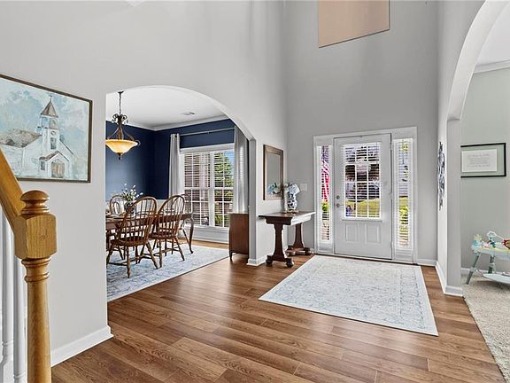 5th image of 3922 Walnut Grove Way