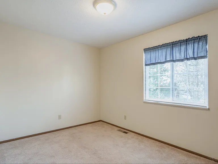 985 Wadsworth Rd #B — Photo 8