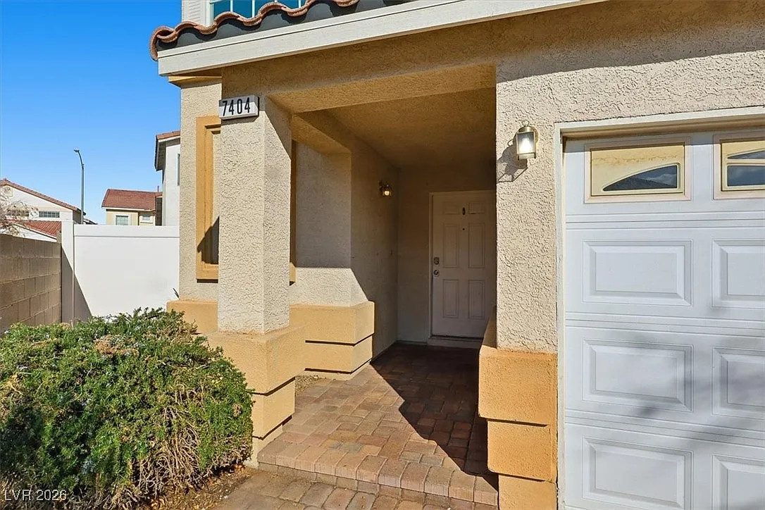 Building Photo - 7404 Celosia St