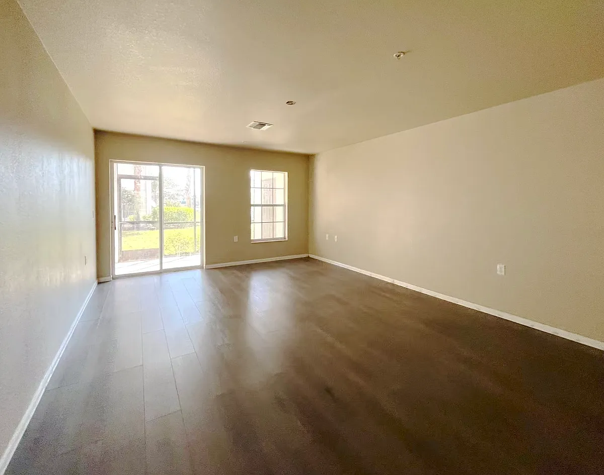 Building Photo - 9063 Gervais Cir #1204-1
