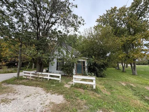 22 E 206th St, Carmel, IN 46069