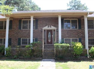 2033 Glen Davis Ln, Oxford, AL 36203