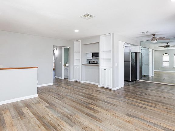 3rd image of 4069 Nook Way APT D
