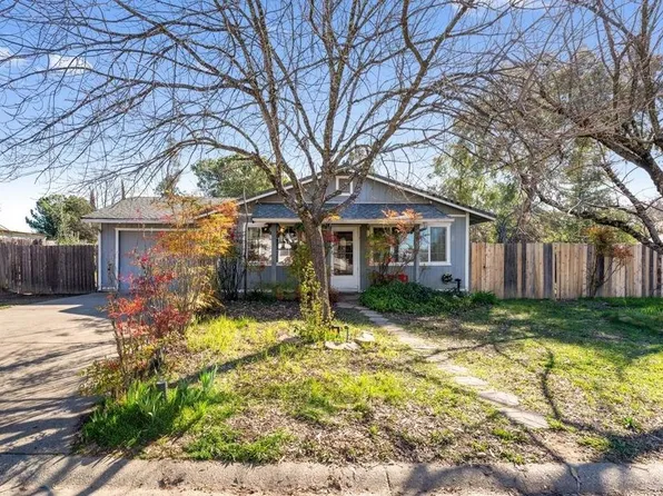 519 Sunlight Dr, Diamond Springs, CA 95619