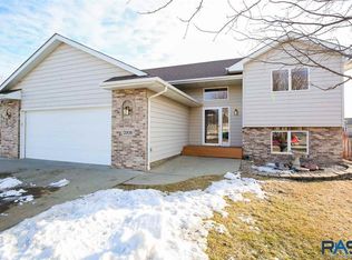 2008 S Cassandra Cir, Sioux Falls, SD 57106
