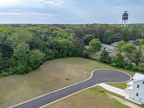 3rd image of 47 Bridgeton Dr #40