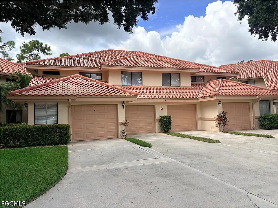 47 Bennington Dr #3
