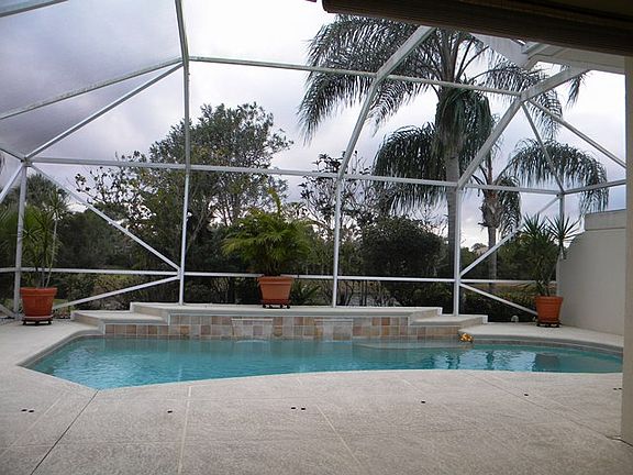 4th image of 8404 SE Paurotis Ln